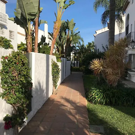 Benavista Apartment *